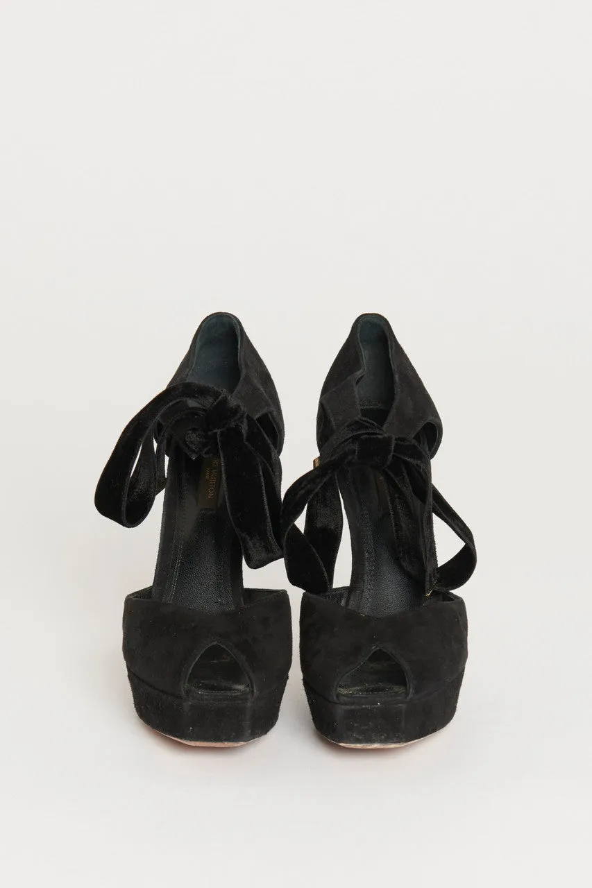 2009 Black Suede Preowned Pearl Platformed Heels