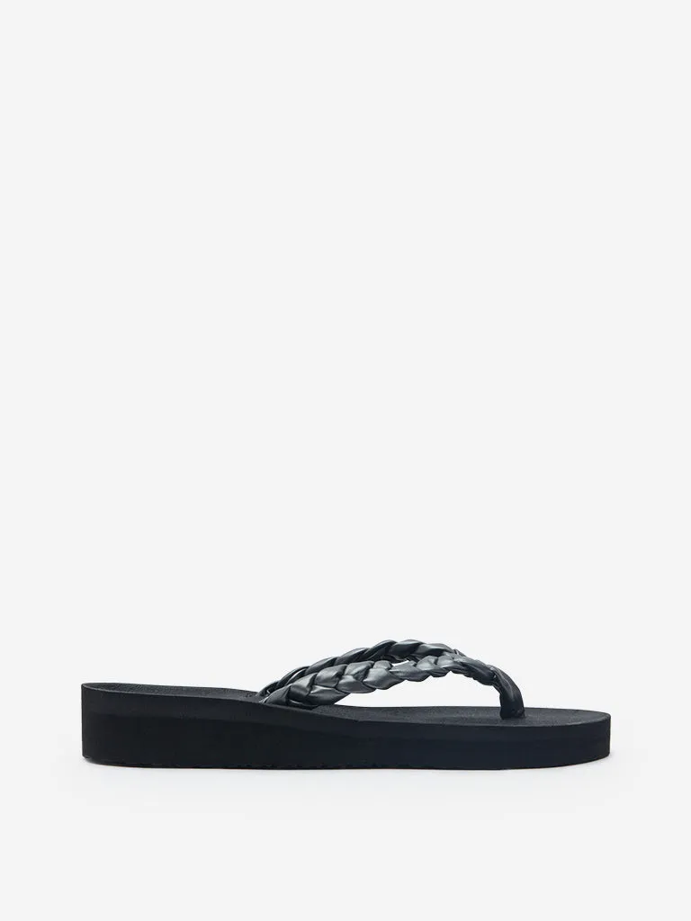 LUNA BLU Black Braid Pattern Flip-Flop