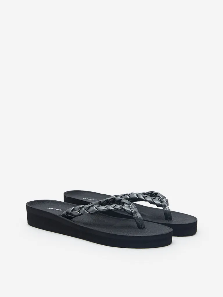 LUNA BLU Black Braid Pattern Flip-Flop