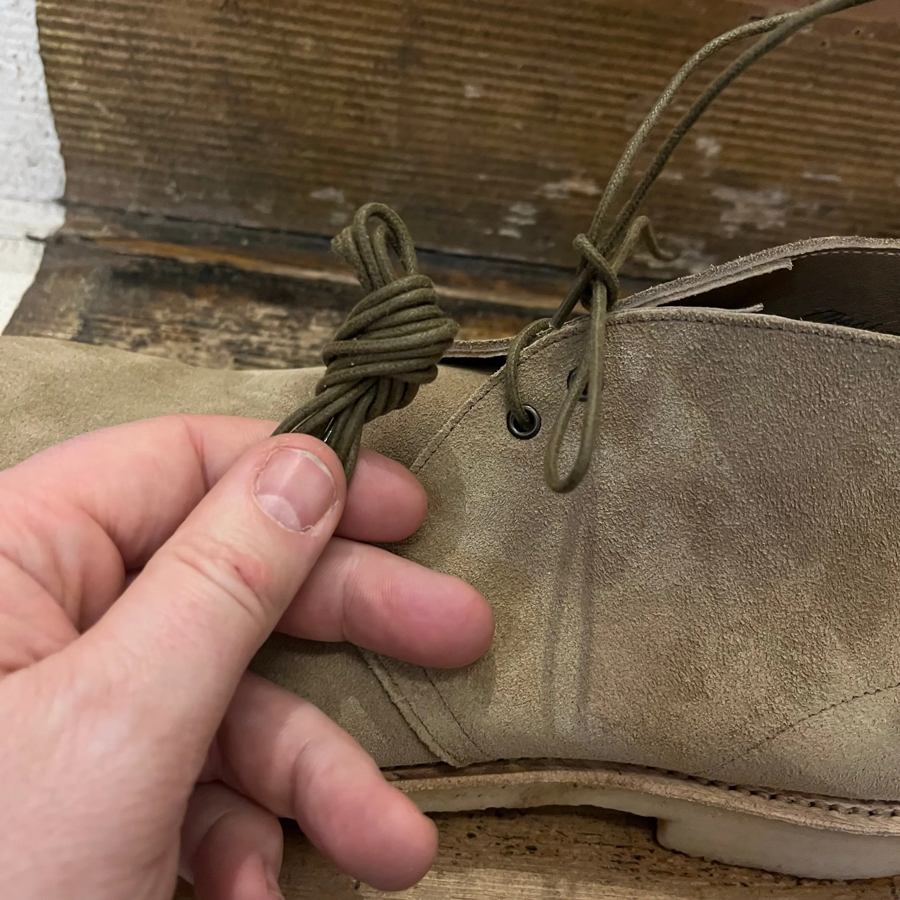 Regent - 'Max' Crepe Soled Desert Boot - Sughero Khaki Suede