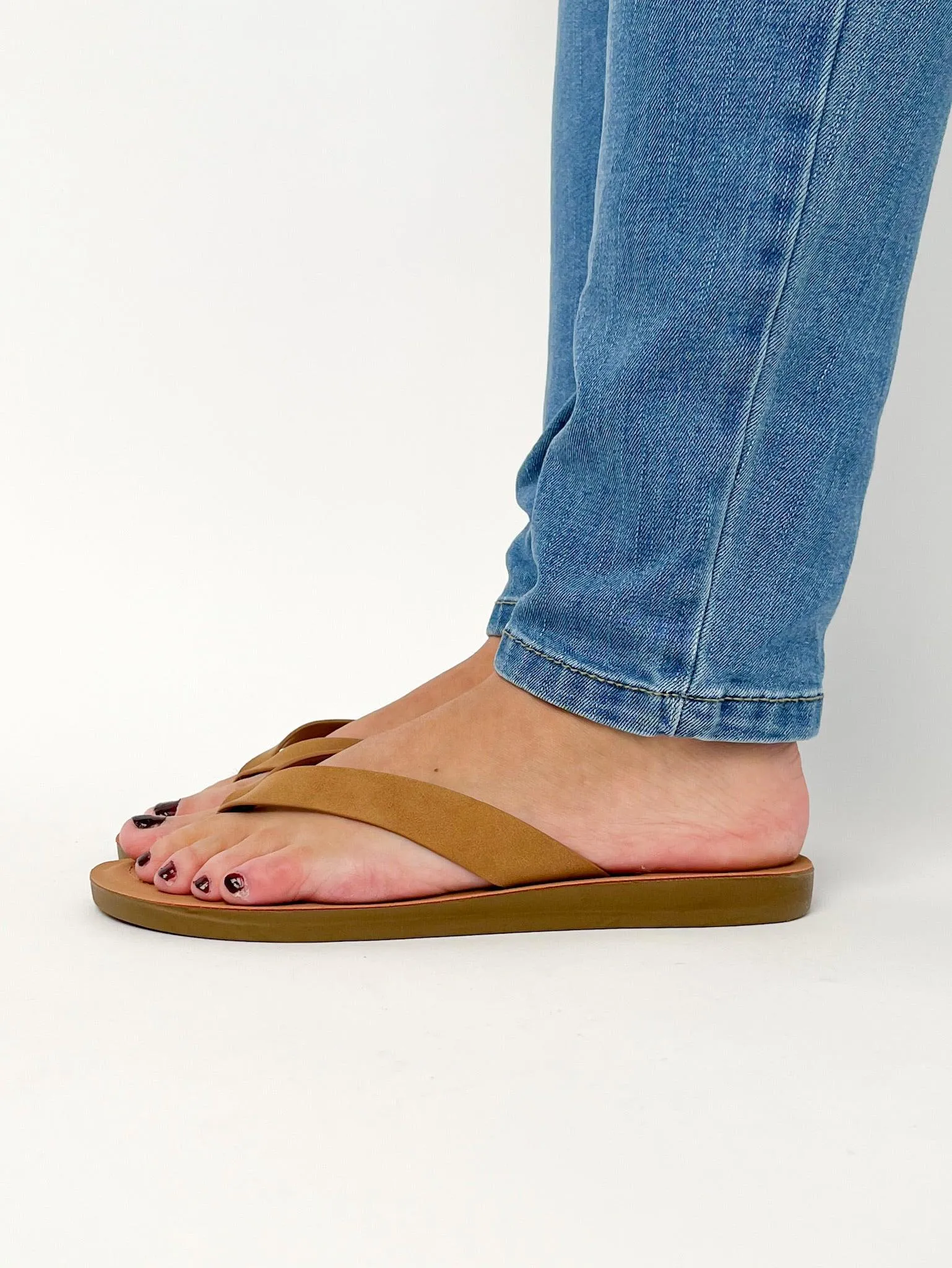 Tan Thong Sandals